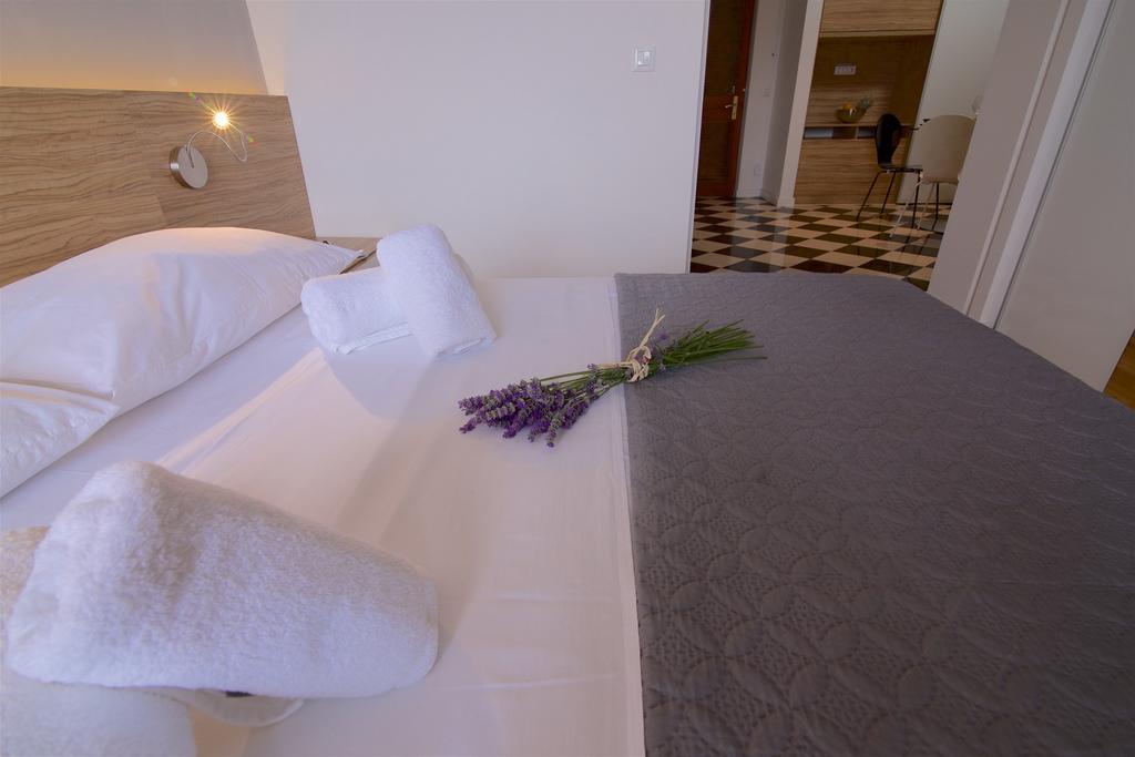 Apartments Villa Oliva Турань Экстерьер фото